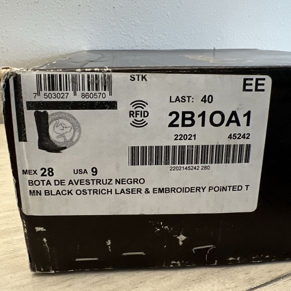 Cuadra Men Sz 9 Black Ostrich Traditional Cowboy Western Boot made by Cuadra - Picture 13 of 15